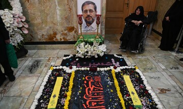 تصاویر/ مراسم چهلمین روز شهادت علیرضا بیات در حرم حضرت عبدالعظیم(ع)