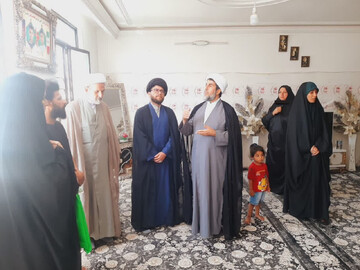 دیدار مدیر حوزه علمیه کاشان با خانواده دانش‌آموز شهید آرمین زمانی