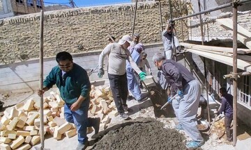 بازسازی امید در دل ویرانی؛ روایت جهاد بی‌وقفه طلاب و مهاجرین افغانستانی در قم