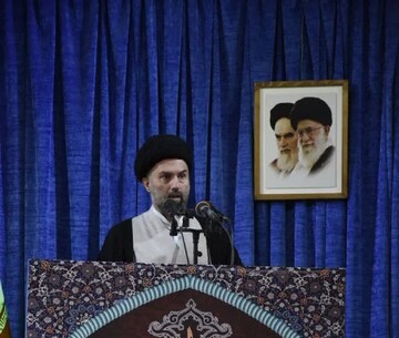 حفظ وحدت رمز پیروزی در جنگ حق و باطل است