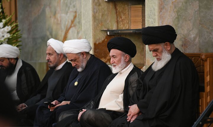 تصاویر/ مراسم چهلمین روز شهادت علیرضا بیات در حرم حضرت عبدالعظیم(ع)