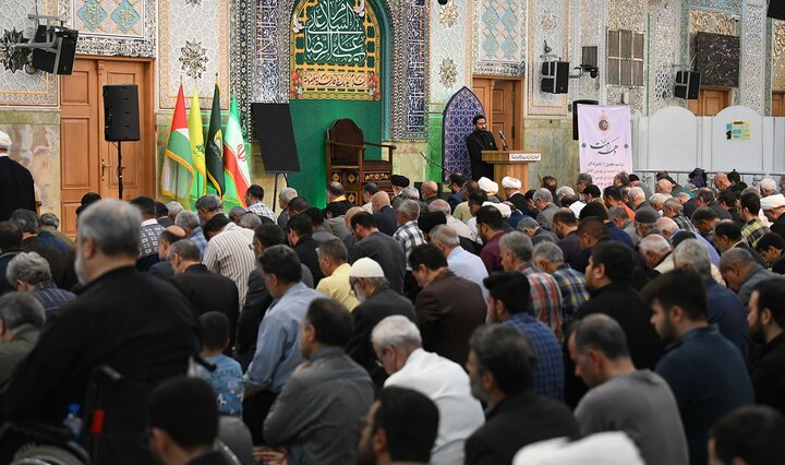 تصاویر/ مراسم چهلمین روز شهادت علیرضا بیات در حرم حضرت عبدالعظیم(ع)