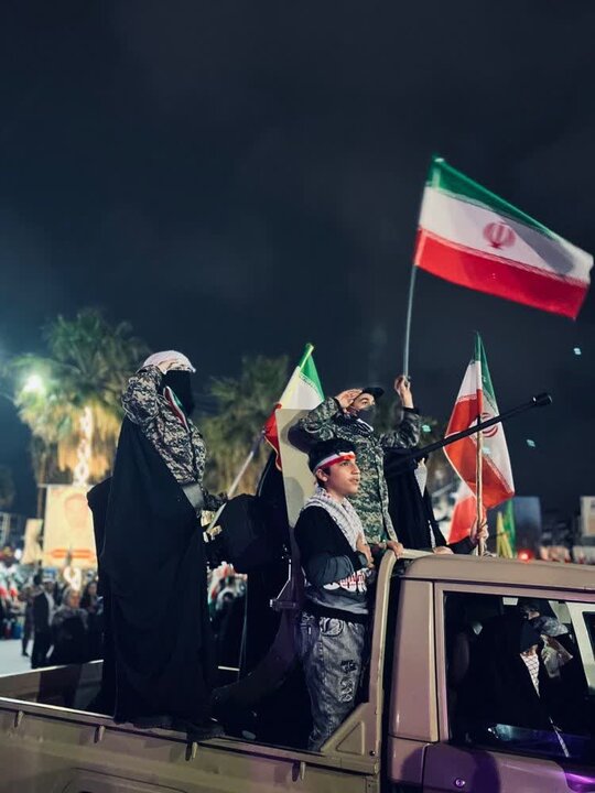 فیلم و تصاویر/ قدرت نمایی گردان کوثر سپاه ناحیه آمل در رژه باشکوه هفتم اردیبهشت