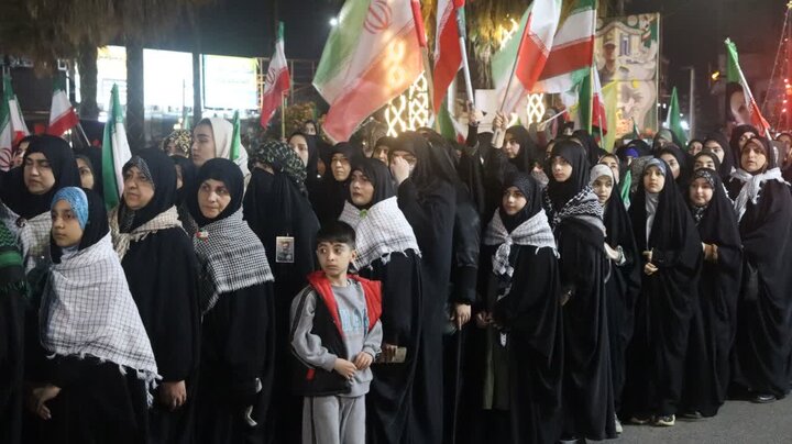 فیلم و تصاویر/ قدرت نمایی گردان کوثر سپاه ناحیه آمل در رژه باشکوه هفتم اردیبهشت