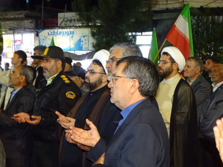 تصاویر/ خروش مردم ولایی و انقلابی چهاربرج در پنجاه و هشتیمن شب متوالی در حمایت از نظام اسلامی
