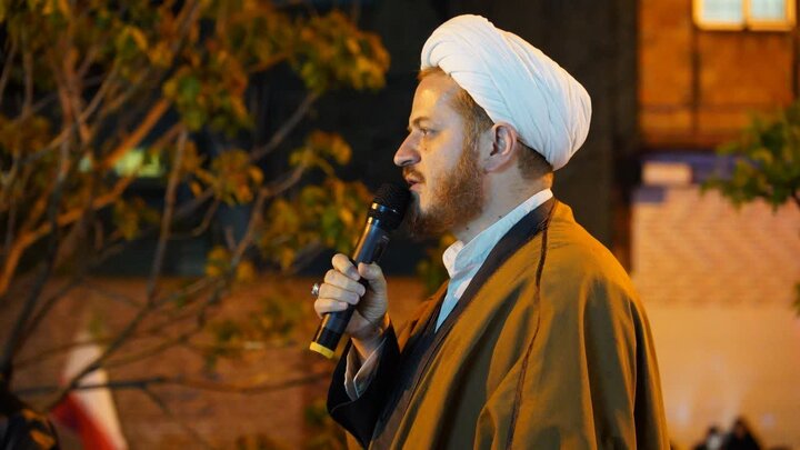 تصاویر/ تجمع شبانه خیابانی مردم دارالمومنین خوی در هفتم اردیبهشت