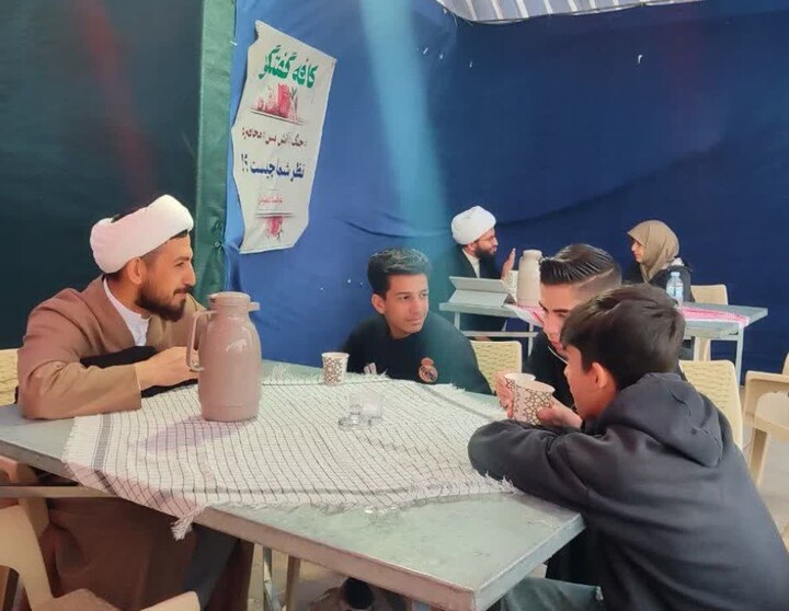 تصاویر/ فعالیت موکب طلاب و اساتید حوزه علمیه زنجان