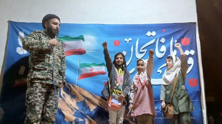 تصاویر/ «شب‌های اقتدار» شهر کلاته‌خیج در لبیک مردمی به ندای رهبر انقلاب