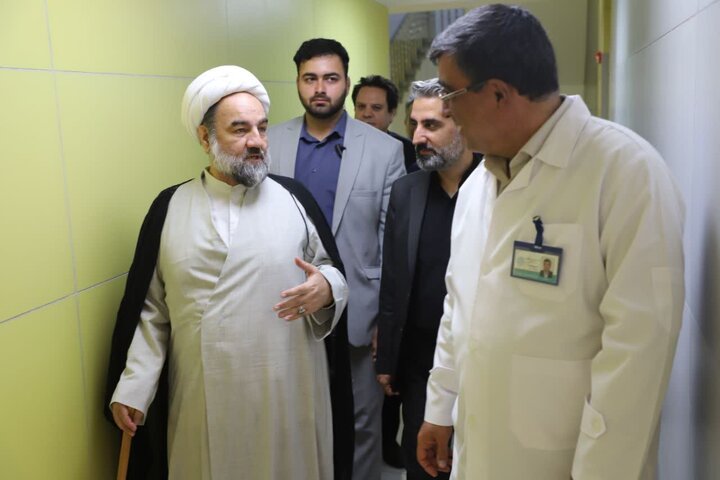 تصاویر/ بازدید نماینده ولی فقیه در سیستان و بلوچستان از بیمارستان فوق‌تخصصی پارس زاهدان