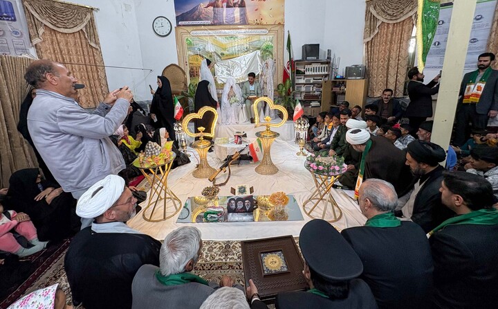 تصاویر| کاروان زیر آسمان خورشید در امامزاده داوود به همراه ازدواج یک زوج جوان