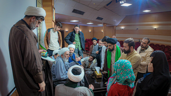 تصاویر/ نشست تحلیلی‌ـ‌تبیینی حجت‌الاسلام والمسلمین مهدی طائب ویژه مبلغین