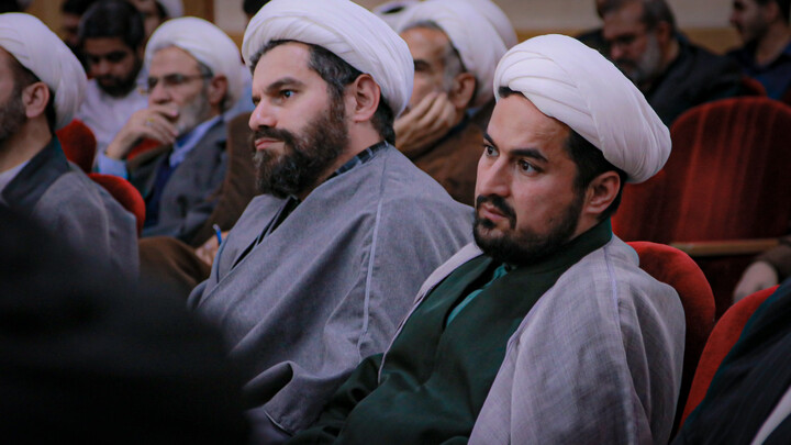 تصاویر/ نشست تحلیلی‌ـ‌تبیینی حجت‌الاسلام والمسلمین مهدی طائب ویژه مبلغین
