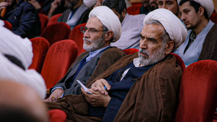 تصاویر/ نشست تحلیلی‌ـ‌تبیینی حجت‌الاسلام والمسلمین مهدی طائب ویژه مبلغین