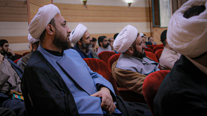 تصاویر/ نشست تحلیلی‌ـ‌تبیینی حجت‌الاسلام والمسلمین مهدی طائب ویژه مبلغین