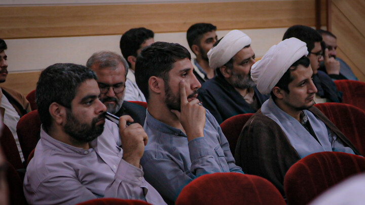 تصاویر/ نشست تحلیلی‌ـ‌تبیینی حجت‌الاسلام والمسلمین مهدی طائب ویژه مبلغین