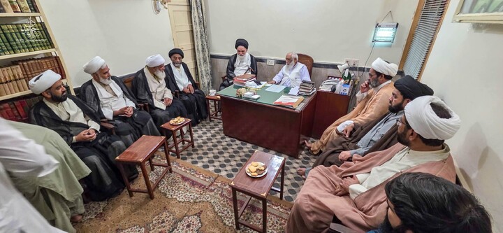 Rencontre entre le chef du Mouvement de l'Éveil de l'Oumma Mustafa du Pakistan et l’ayatollah Hafez Riaz Najafi