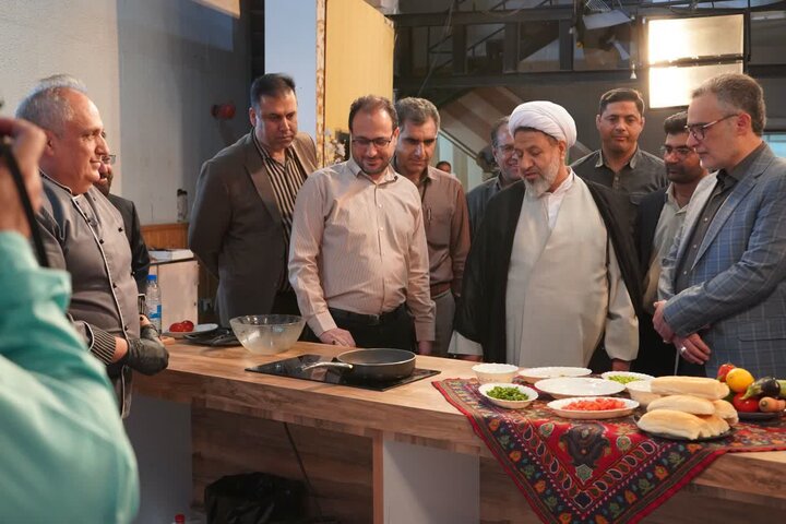 تصاویر/ بازدید امام جمعه کرمان از صدا و سیما