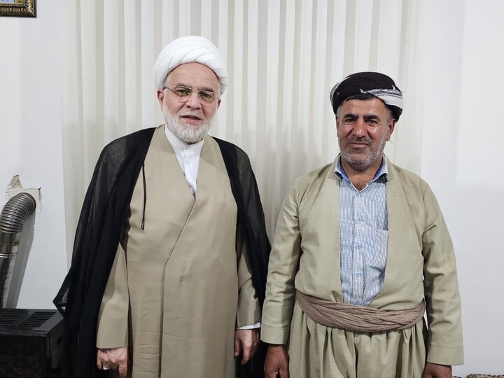 تصاویر/ دیدار نماینده ولی فقیه در کردستان با روحانیون سنندج