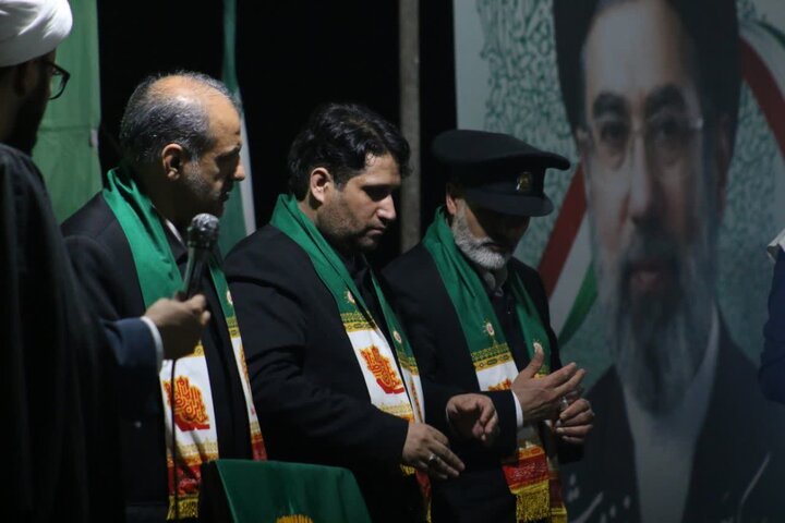 تصاویر/ اجتماع خیابانی مردم بردخون با حضور خدام رضوی