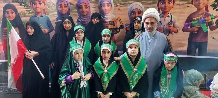 تصاویر/ اجتماع اهالی مسجد امام حسن مجتبی(ع) در دفاع از انقلاب و وطن
