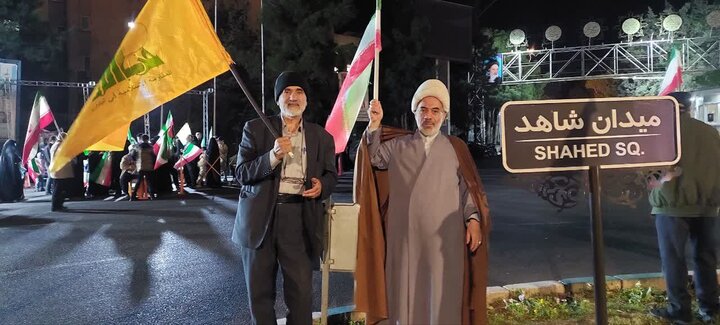 تصاویر/ اجتماع اهالی مسجد امام حسن مجتبی(ع) در دفاع از انقلاب و وطن