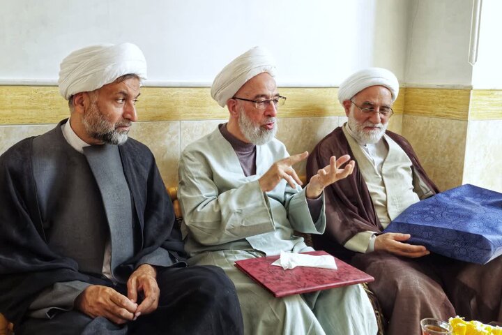تصاویر/ دیدار و تکریم حجت‌الاسلام والمسلمین مهدی کافی احمد آبادی