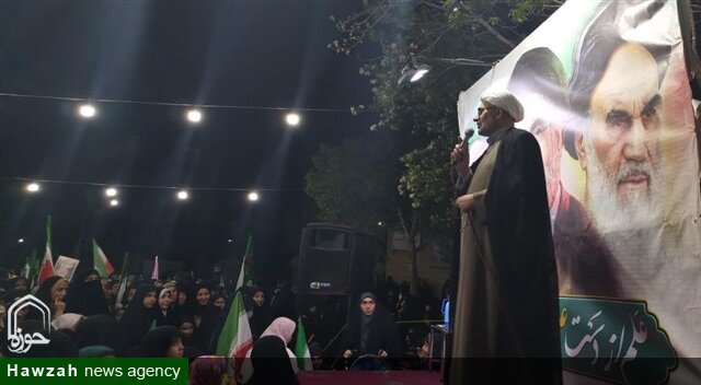 پاسداری از آرمان‌های انقلاب اسلامی با تکلیف‌مداری و ولایت‌محوری محقق می‌شود
