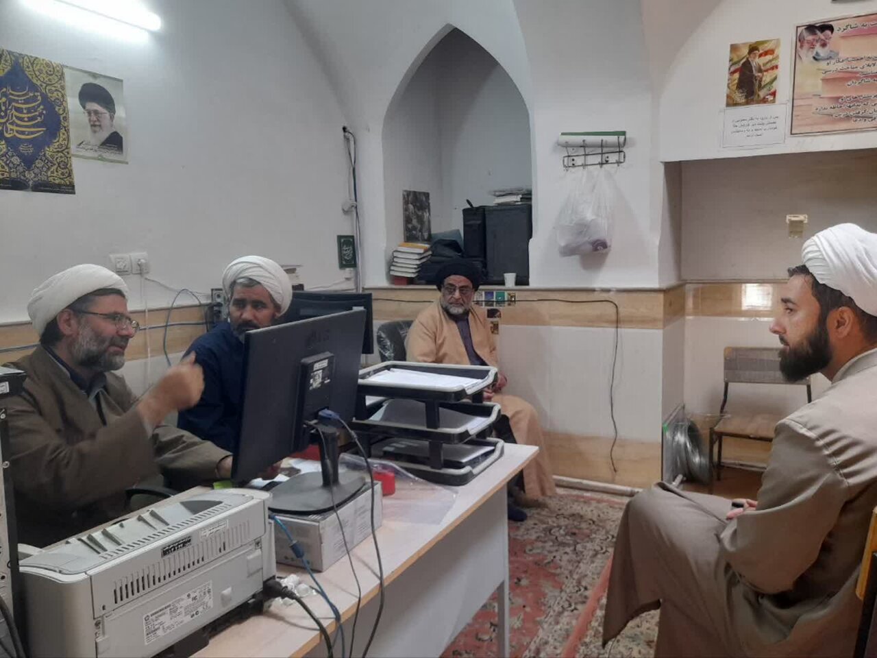 تجمعات شبانه فرصت مغتنمی برای جذب و پذیرش طلبه است