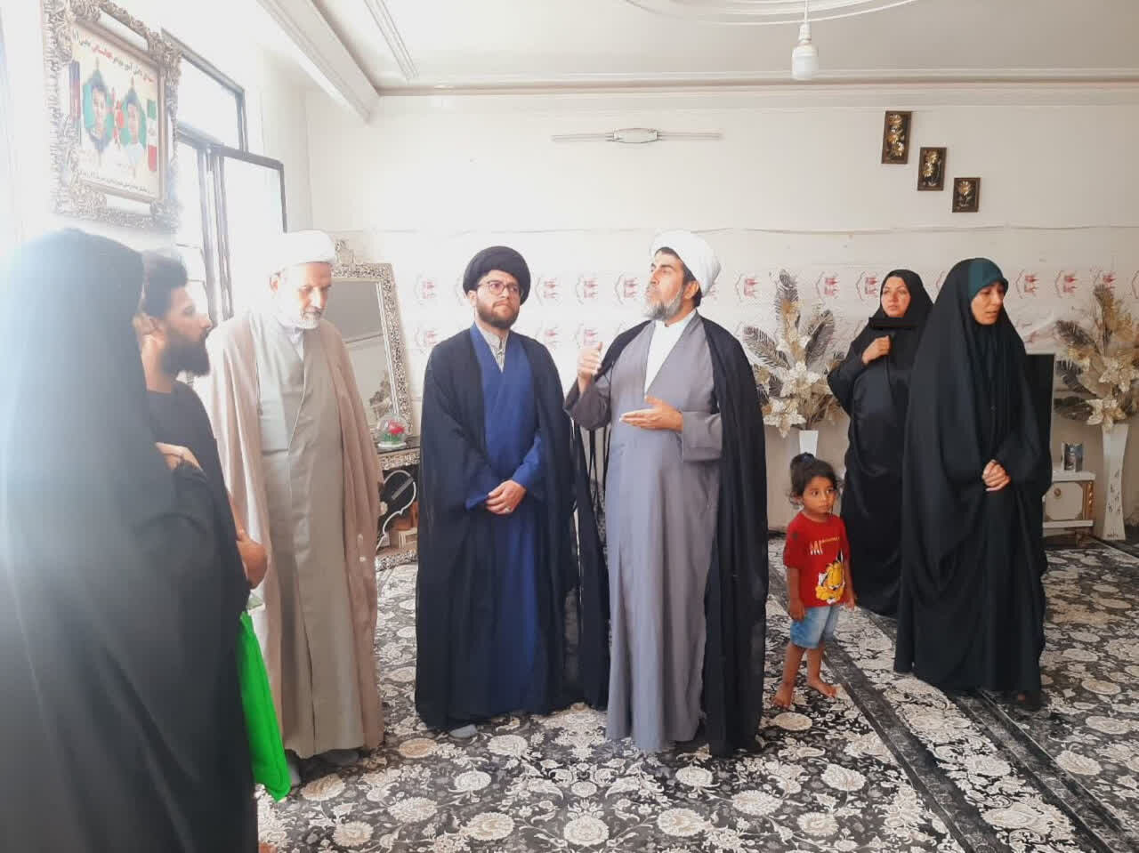 دیدار مدیر حوزه علمیه کاشان با خانواده دانش‌آموز شهید آرمین زمانی