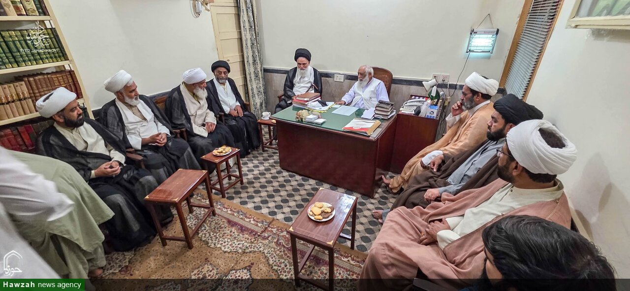 Rencontre entre le chef du Mouvement de l'Éveil de l'Oumma Mustafa du Pakistan et l’ayatollah Hafez Riaz Najafi