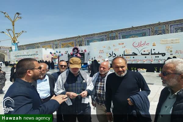 تجلی ارادت؛ زائران ترکیه‌ای در آستانه ولادت امام رضا (ع) میهمان حرم نور