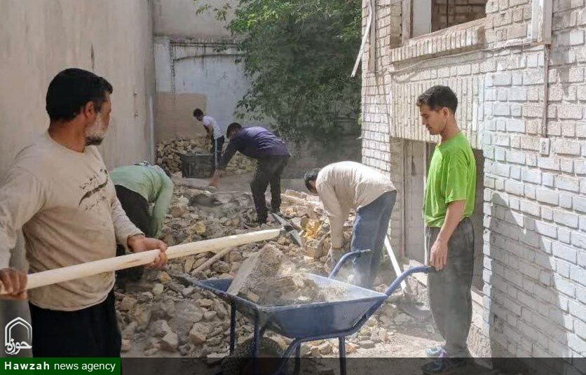 بازسازی امید در دل ویرانی؛ روایت جهاد بیوقفه طلاب و مهاجرین افغانستانی در قم