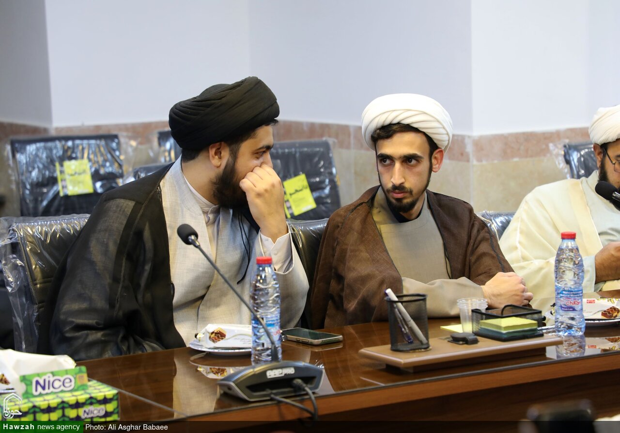 کارگاه یک روزه «معماری معنی» در حوزه علمیه استان یزد برگزار شد + تصاویر