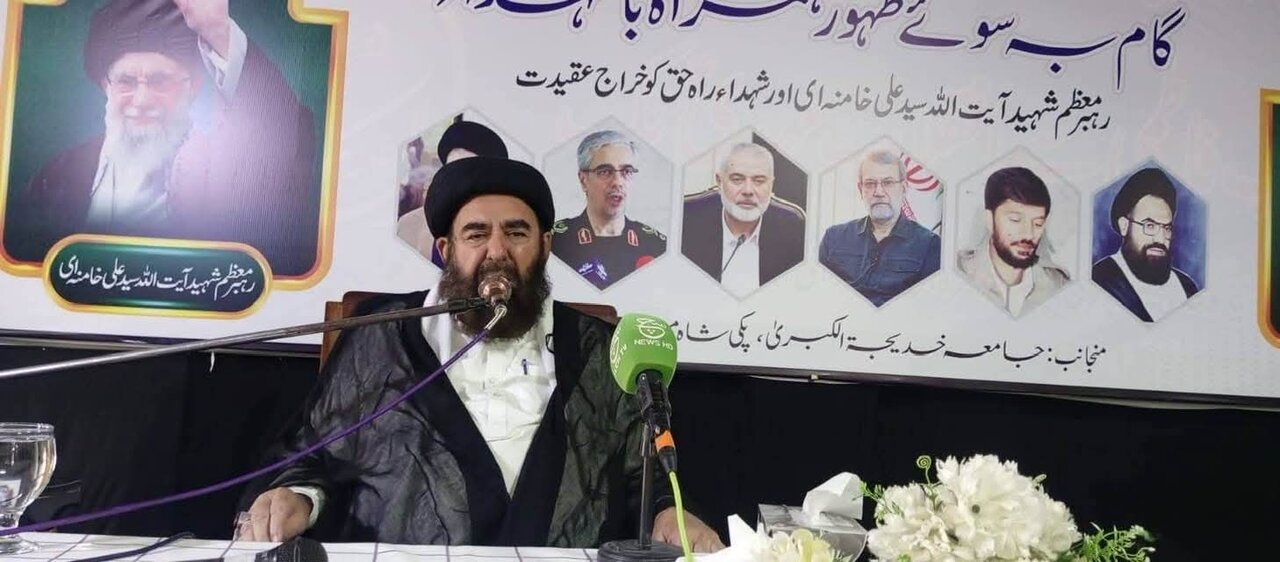 جامعہ خدیجۃ الکبریٰ پکی شاہ مردان میں رہبرِ انقلابِ اسلامی کی یاد میں عظیم الشان اجتماع: شہید رہبر نے اپنی بصیرت اور قربانی سے قوم کو ایک نئی حیات عطا کی، علامہ افتخار نقوی
