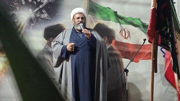 حضور مردم در خیابان‌ها خط بطلانی بر نقشه‌های دشمن است