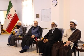 تصاویر/ دیدار نمایندگان شورای سیاستگذاری ائمه جمعه کشور با ائمه جمعه شمال استان کرمان