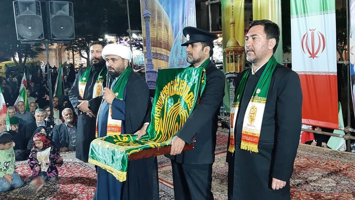 تصاویر:پنجاه ونهمین تجمع شبانه مردم قمضربا حضورکاروان زیرسایه خورشید