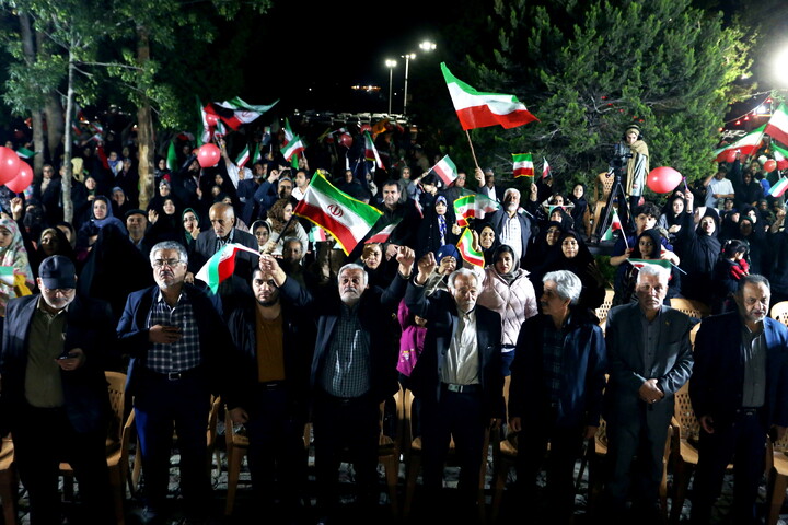 تصاویر / پنجاه‌ ونهمین شب حماسه حضور اصفهانی‌ها و جشن میلاد امام رضا(ع)