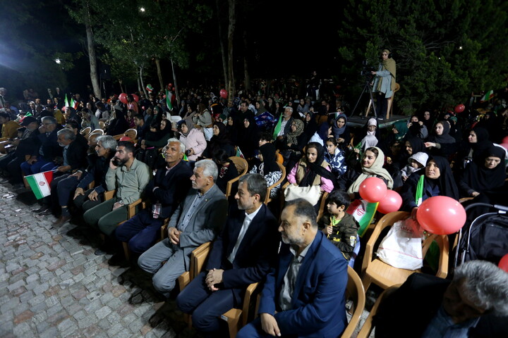 تصاویر / پنجاه‌ ونهمین شب حماسه حضور اصفهانی‌ها و جشن میلاد امام رضا(ع)