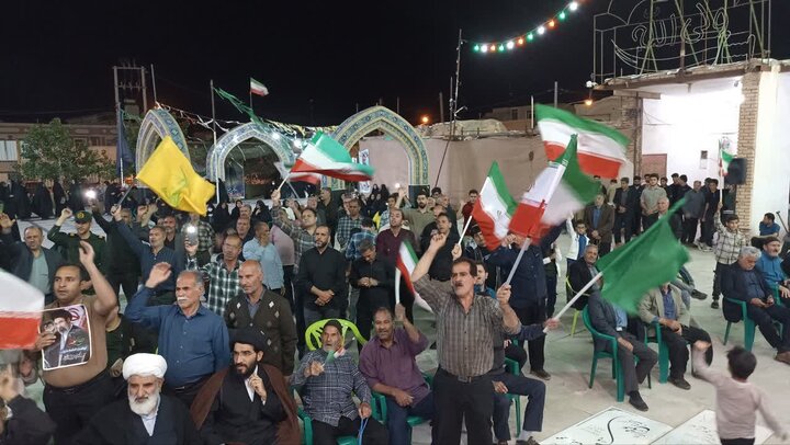 تصاویر:تجمع بزرگ امام رضایی به یتدرهبرشهیپ انقلاب  دربخش کویرات