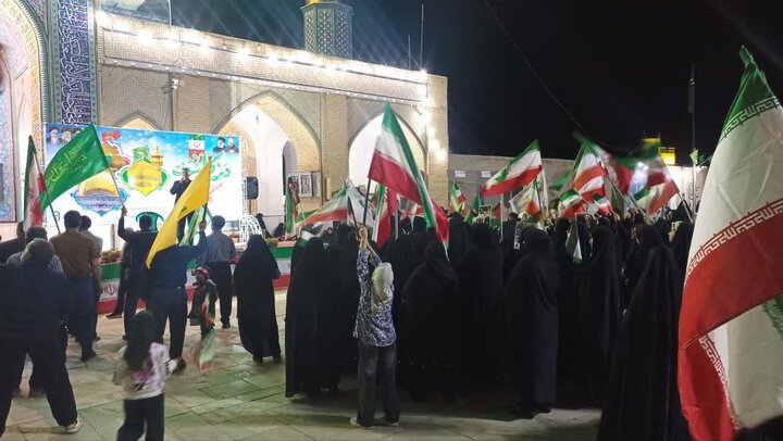 تصاویر:تجمع بزرگ امام رضایی به یتدرهبرشهیپ انقلاب  دربخش کویرات