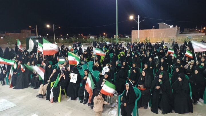 تصاویر:تجمع بزرگ امام رضایی به یتدرهبرشهیپ انقلاب  دربخش کویرات