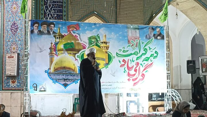 تصاویر:تجمع بزرگ امام رضایی به یتدرهبرشهیپ انقلاب  دربخش کویرات