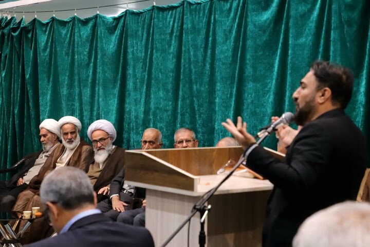 نشست تخصصی بامحوریت بررسی و تحلیل حوادث اخیر کشور به میزبانی عضو مجلس خبرگان رهبری