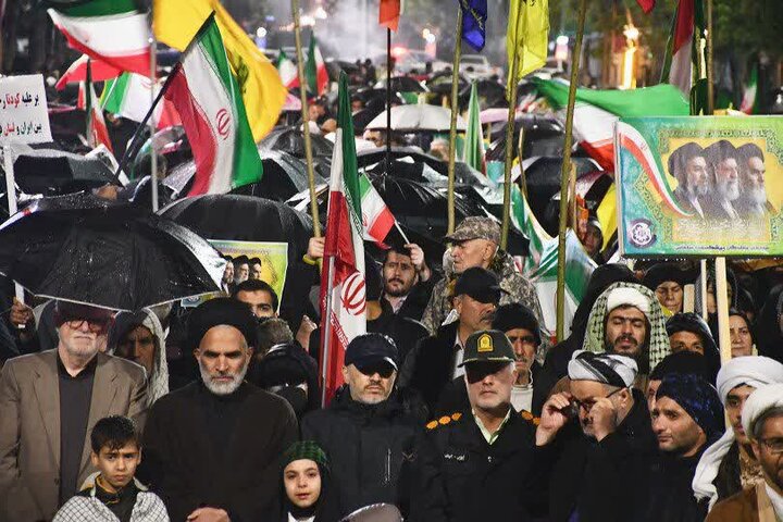 تصاویر/ پنجاه و نهمین حضور باشکوه مردم شهرستان سلماس در حمایت از فرماندهی کل قوا