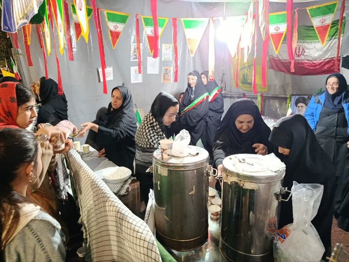 تصاویر/ پنجاه و نهمین حضور باشکوه مردم شهرستان سلماس در حمایت از فرماندهی کل قوا