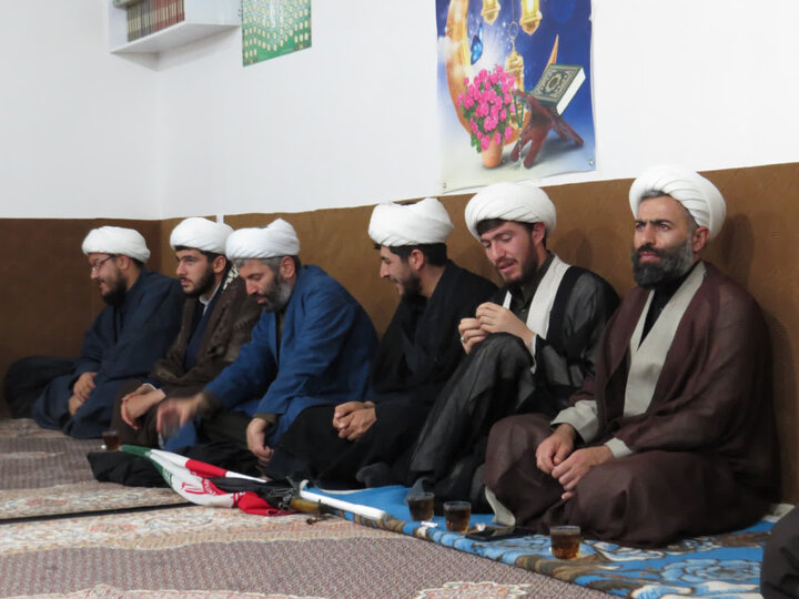 تصاویر/ حضور تبلیغی و تبیینی طلاب و اساتید مدارس علمیه خوی در روستاهای این شهرستان