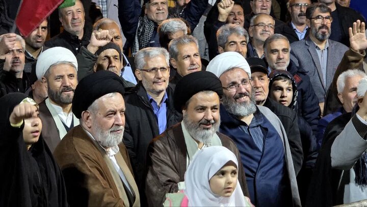تصاویر/ نمایش وحدت ملی در پنجاه و نهمین تجمع حمایتی شهرستان ماکو از نیروهای مسلح