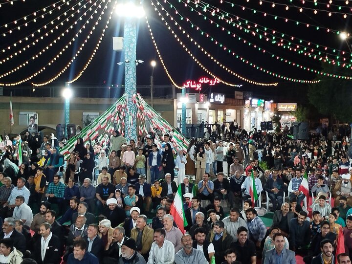 تصاویر/ جشن میلاد امام رضا(ع) در شهر ماهان با حضور کاروان زیر سایه خورشید