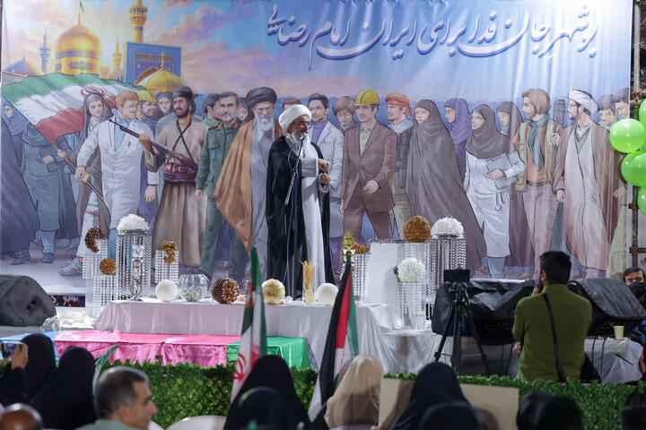 تصاویر/ تلبس طلاب بوشهری در شب میلاد امام رضا(ع)